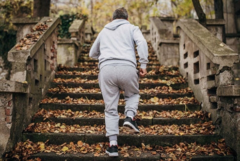 Knee Pain During Stair Climbing: Causes, Diagnosis, and Treatment